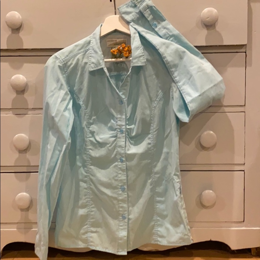 Exofficino  size small travel blouse